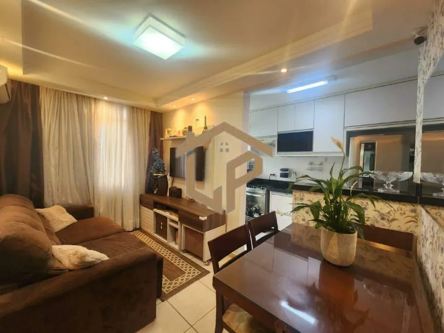 Foto 1 de Apartamento com 1 Quarto à venda, 49m² em Zona 06, Maringá