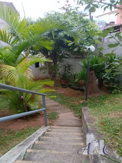 Foto 1 de Apartamento com 2 Quartos à venda, 56m² em Jardim Roberto, Osasco