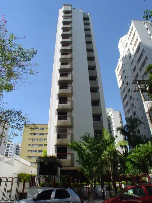 Foto 1 de Apartamento com 4 Quartos à venda, 140m² em Moema, São Paulo