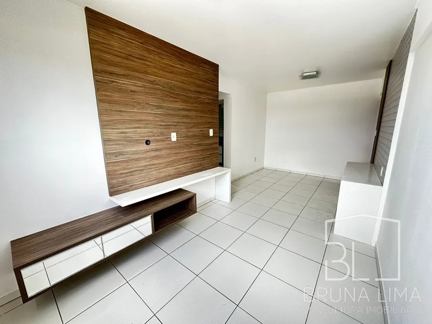 Foto 1 de Apartamento com 2 Quartos à venda, 56m² em Farol, Maceió
