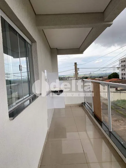 Foto 1 de Apartamento com 2 Quartos à venda, 64m² em Luizote de Freitas, Uberlândia