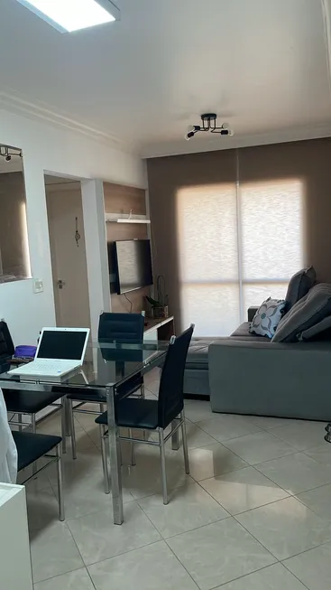 Foto 1 de Apartamento com 2 Quartos para venda ou aluguel, 60m² em Vila Carrão, São Paulo