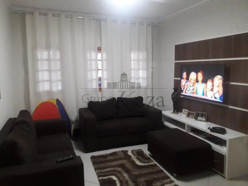 Foto 1 de Casa com 3 Quartos à venda, 166m² em Jardim Santa Maria, Jacareí