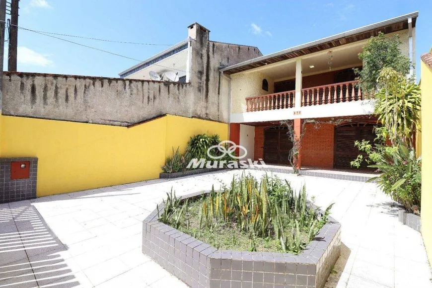 Foto 1 de Casa com 4 Quartos à venda, 184m² em Centro, Guaratuba