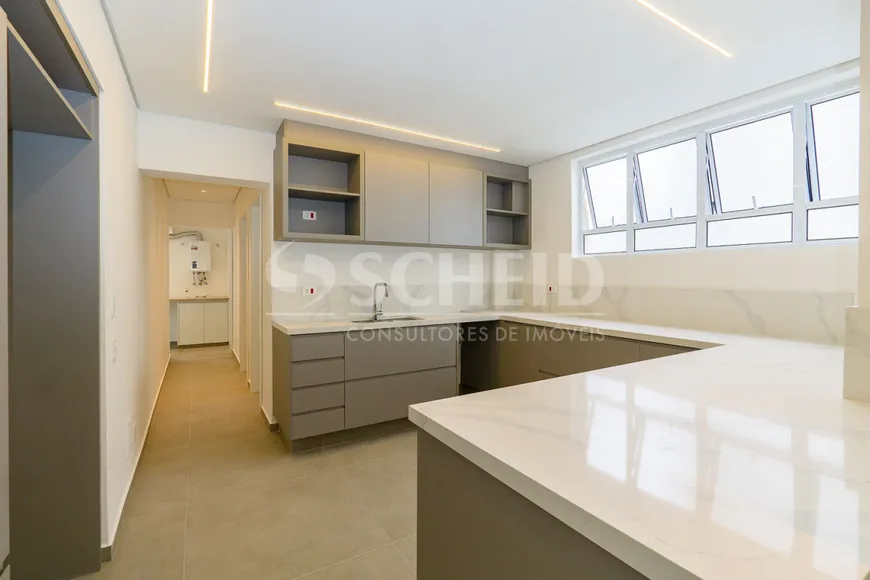 Foto 1 de Apartamento com 3 Quartos à venda, 226m² em Jardim Paulista, São Paulo