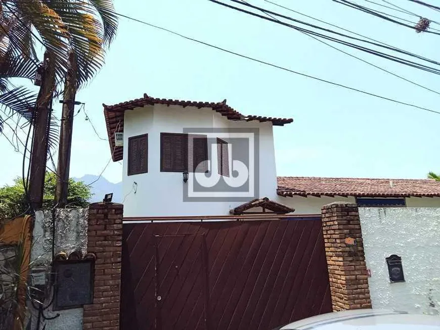 Foto 1 de Casa de Condomínio com 4 Quartos à venda, 414m² em Anil, Rio de Janeiro