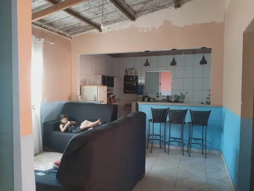 Foto 1 de Casa com 2 Quartos à venda, 200m² em Arapoanga, Brasília