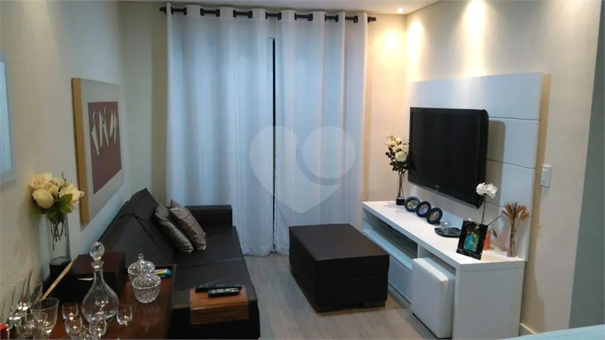 Foto 1 de Apartamento com 2 Quartos à venda, 54m² em Vila Nova Esperia, Jundiaí