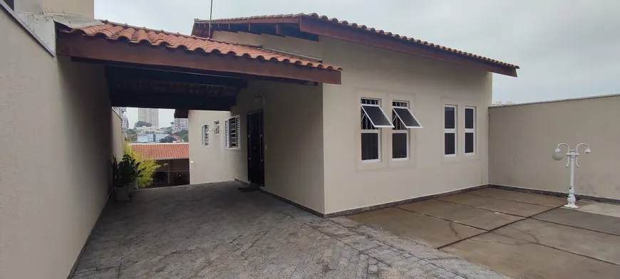 Foto 1 de Casa com 4 Quartos à venda, 196m² em Jardim São Domingos, Americana