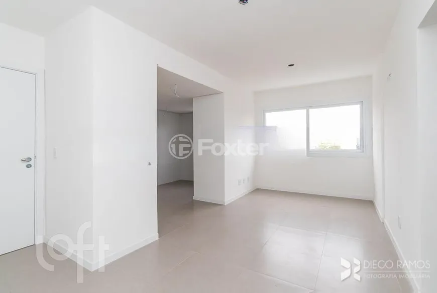 Foto 1 de Apartamento com 2 Quartos à venda, 61m² em Santa Maria Goretti, Porto Alegre