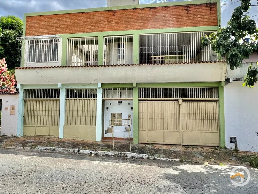 Foto 1 de Casa com 4 Quartos à venda, 220m² em Setor Leste Vila Nova, Goiânia