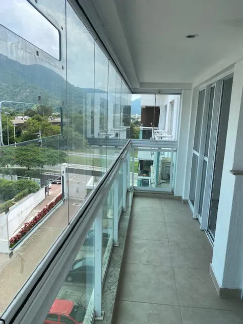 Foto 1 de Apartamento com 2 Quartos à venda, 65m² em Recreio Dos Bandeirantes, Rio de Janeiro