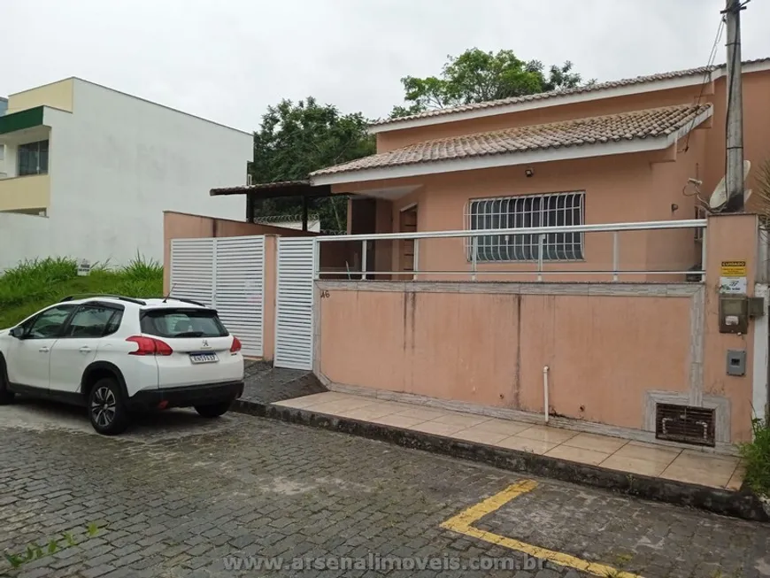Foto 1 de Casa de Condomínio com 3 Quartos à venda, 82m² em Arsenal, São Gonçalo