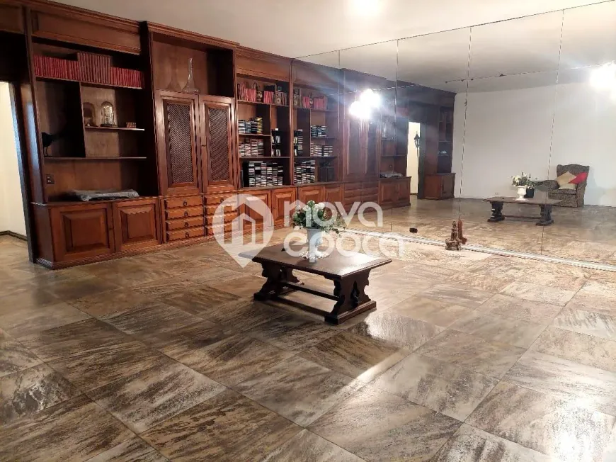 Foto 1 de Apartamento com 4 Quartos à venda, 250m² em Copacabana, Rio de Janeiro