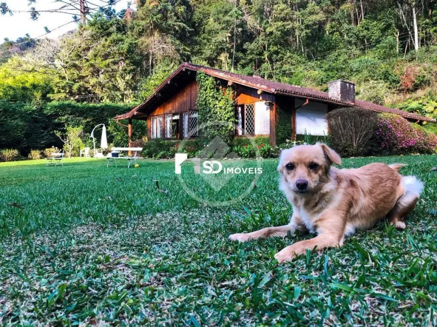 Foto 1 de Casa com 4 Quartos à venda, 250m² em Quebra Frascos, Teresópolis