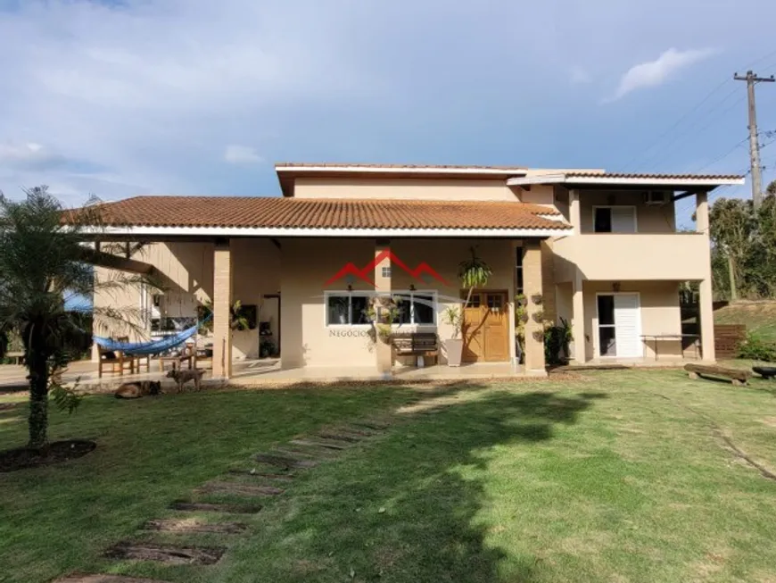 Foto 1 de Casa de Condomínio com 3 Quartos à venda, 240m² em Serra dos Lagos Jordanesia, Cajamar