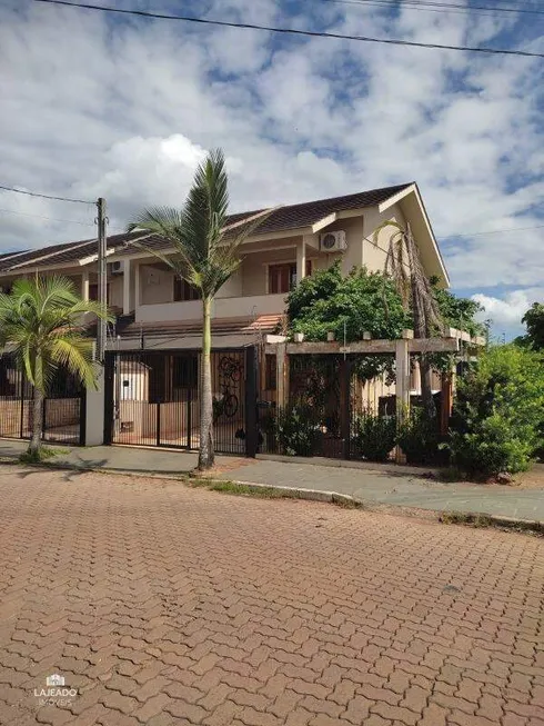 Foto 1 de Sobrado com 2 Quartos à venda, 77m² em Moinhos D Água, Lajeado