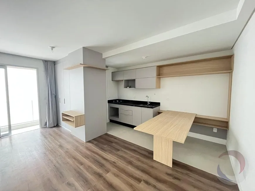 Foto 1 de Apartamento com 1 Quarto à venda, 38m² em Centro, Florianópolis