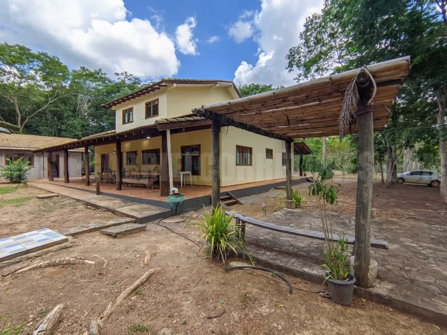 Foto 1 de Fazenda/Sítio com 6 Quartos à venda, 370m² em , Bonito