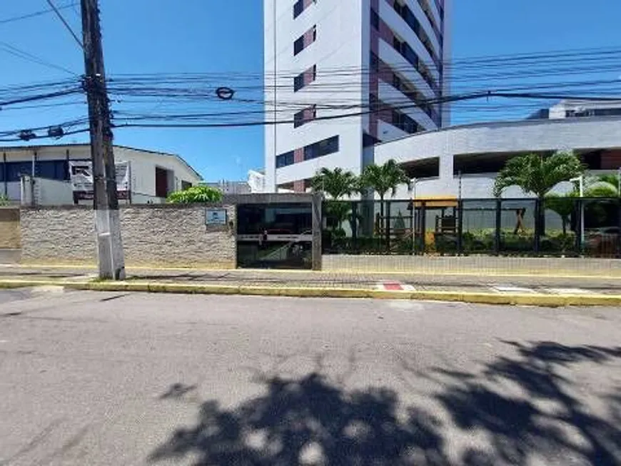 Foto 1 de Apartamento com 3 Quartos à venda, 85m² em Madalena, Recife