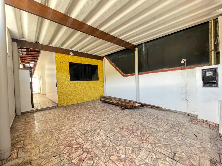 Foto 1 de Casa com 2 Quartos à venda, 58m² em Pedreira, Mongaguá