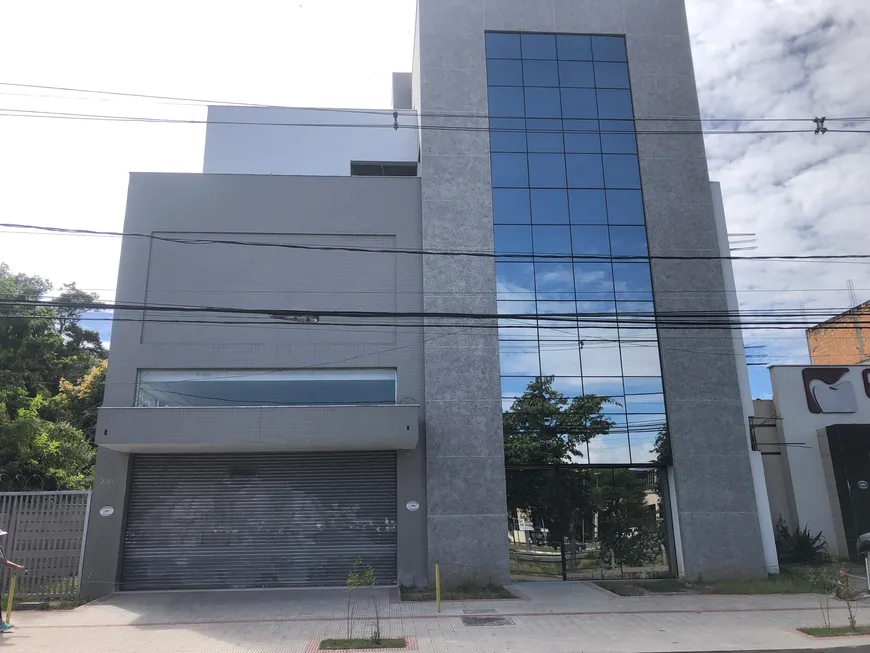 Foto 1 de Ponto Comercial para alugar, 200m² em Ingá Alto, Betim