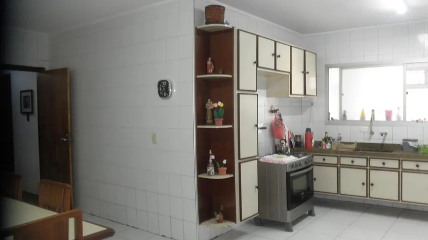 Foto 1 de Apartamento com 4 Quartos à venda, 230m² em Ponta da Praia, Santos