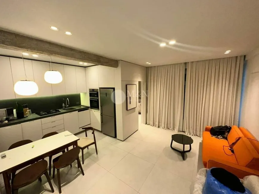 Foto 1 de Apartamento com 1 Quarto à venda, 50m² em Liberdade, São Paulo