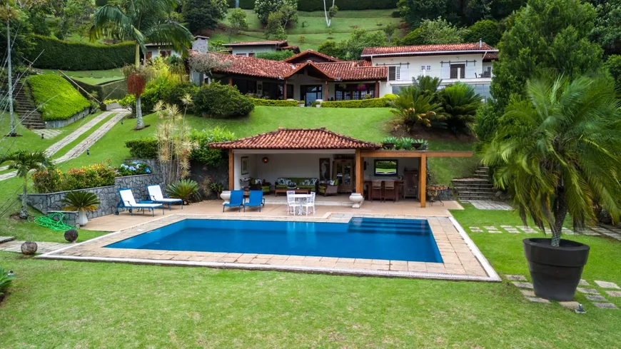 Foto 1 de Casa com 4 Quartos à venda, 512m² em Itaipava, Petrópolis