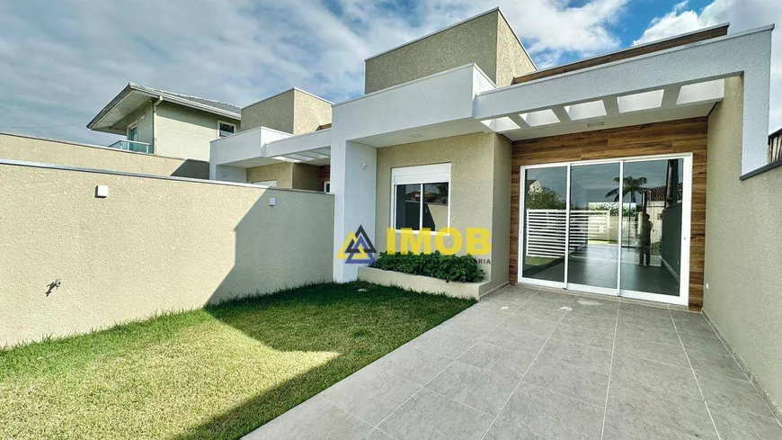 Foto 1 de Casa com 3 Quartos à venda, 103m² em Piçarras, Guaratuba