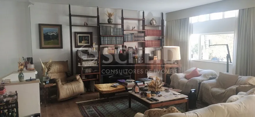 Foto 1 de Casa com 3 Quartos à venda, 220m² em Jardim Hipico, São Paulo