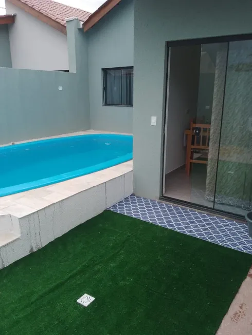 Foto 1 de Casa com 2 Quartos à venda, 54m² em Continental, Itapoá