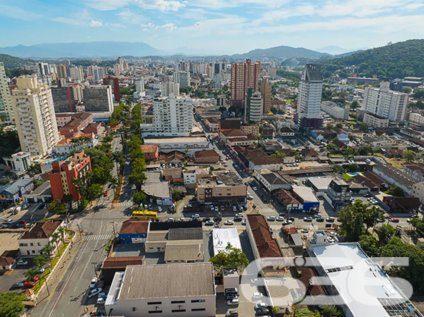 Foto 1 de Imóvel Comercial com 7 Quartos à venda, 1892m² em Centro, Joinville