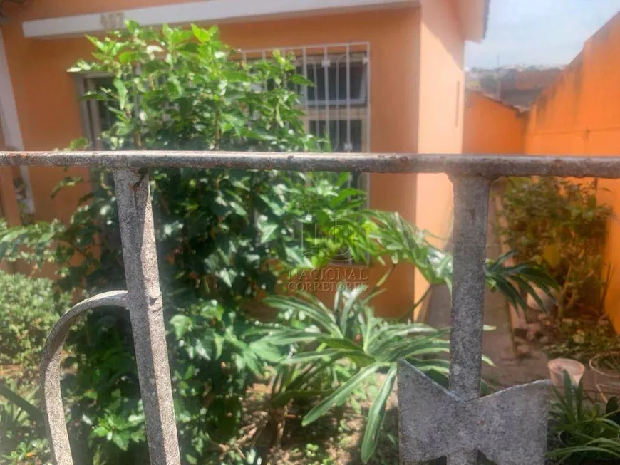 Foto 1 de Lote/Terreno à venda, 207m² em Vila Curuçá, Santo André