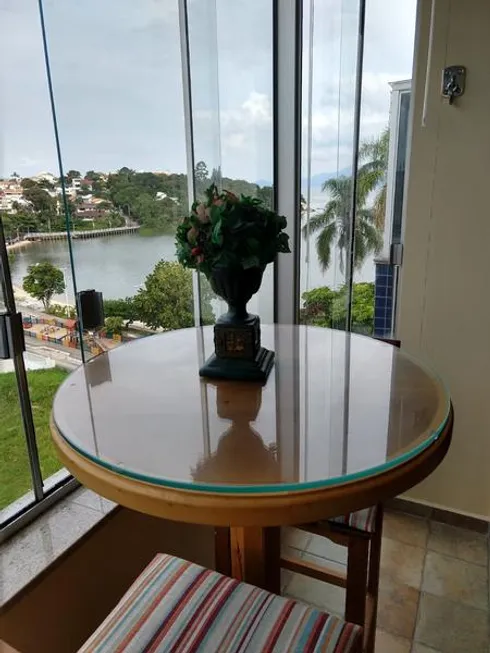 Foto 1 de Apartamento com 5 Quartos à venda, 134m² em Bom Abrigo, Florianópolis