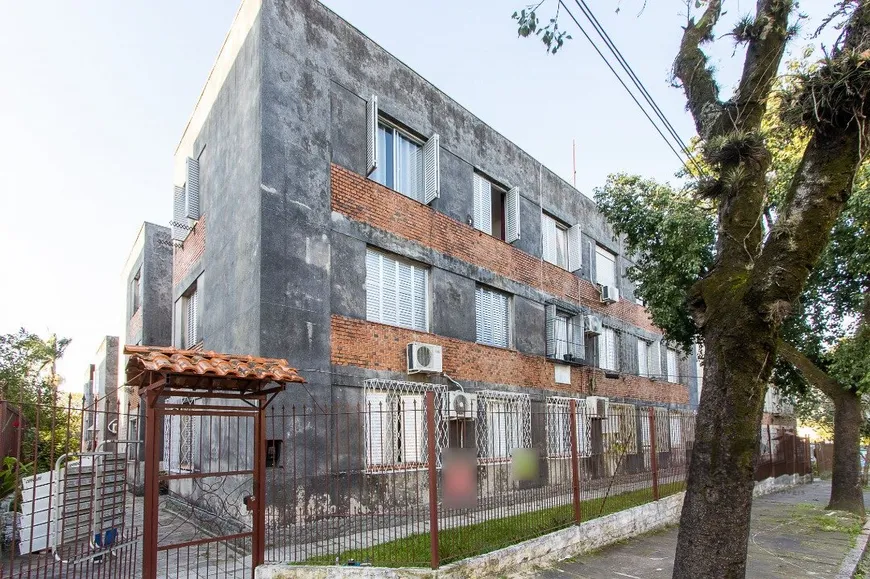 Foto 1 de Apartamento com 3 Quartos à venda, 66m² em Cavalhada, Porto Alegre