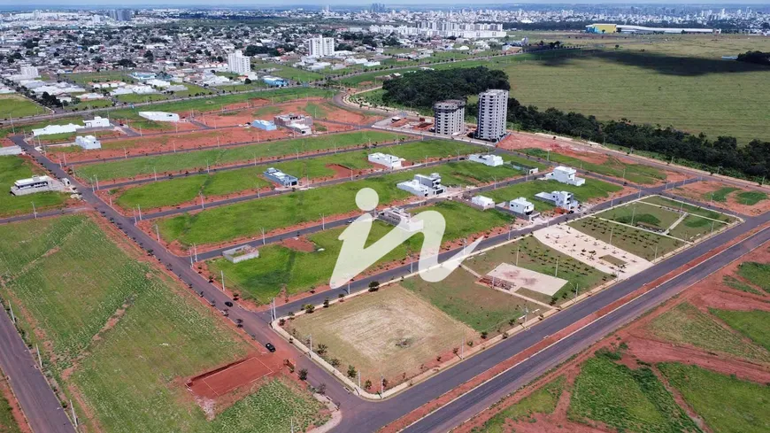 Foto 1 de Lote/Terreno à venda, 253m² em Loteamento Portal do Vale II, Uberlândia