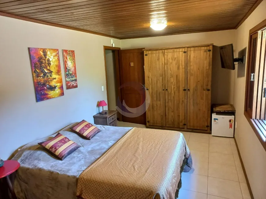 Foto 1 de Casa com 7 Quartos para alugar, 322m² em Açores, Florianópolis