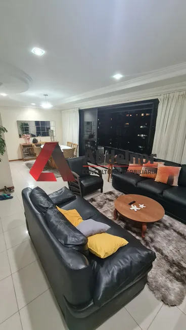 Foto 1 de Apartamento com 3 Quartos para alugar, 170m² em Batista Campos, Belém