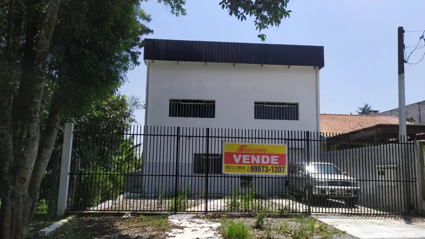 Foto 1 de Galpão/Depósito/Armazém à venda, 330m² em Uberaba, Curitiba