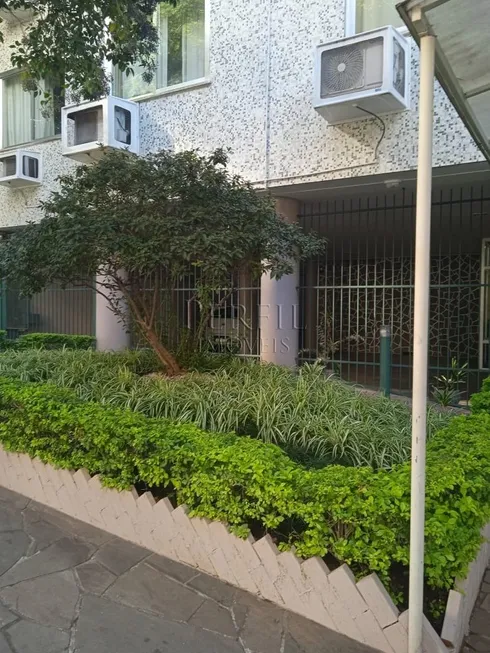 Foto 1 de Apartamento com 3 Quartos à venda, 100m² em Rio Branco, Porto Alegre