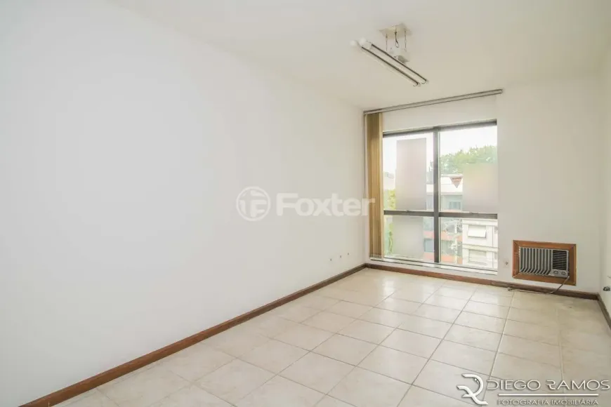 Foto 1 de Sala Comercial à venda, 32m² em Rio Branco, Porto Alegre