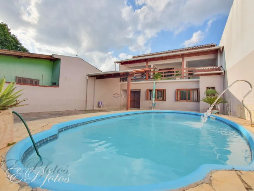 Foto 1 de Casa com 5 Quartos à venda, 295m² em Rio Branco, Canoas
