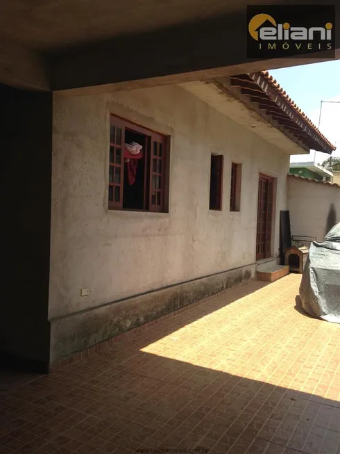 Foto 1 de Casa com 2 Quartos à venda, 250m² em Jardim Carlos Cooper, Suzano