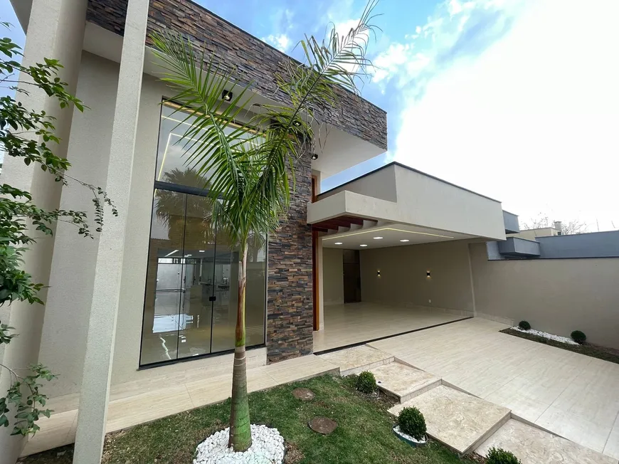 Foto 1 de Casa com 3 Quartos à venda, 230m² em Jardim Atlântico, Goiânia