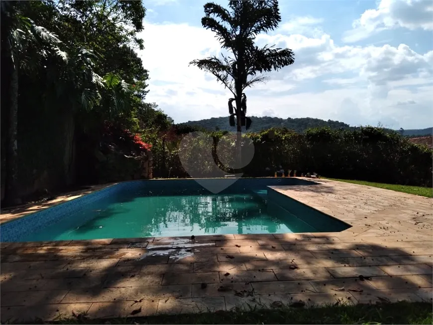 Foto 1 de Casa de Condomínio com 4 Quartos à venda, 334m² em Caraguata, Mairiporã