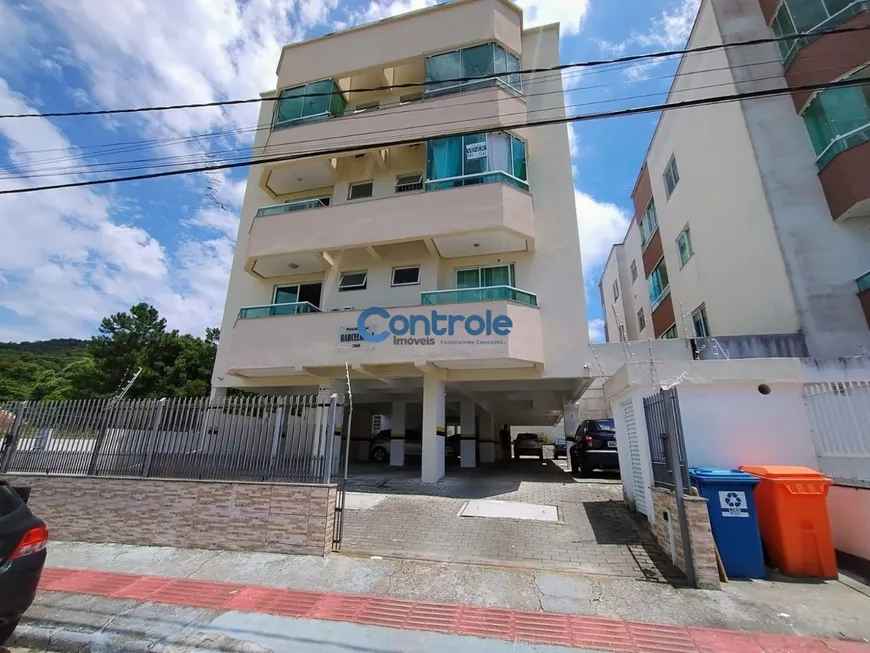 Foto 1 de Apartamento com 2 Quartos à venda, 64m² em Areias, São José
