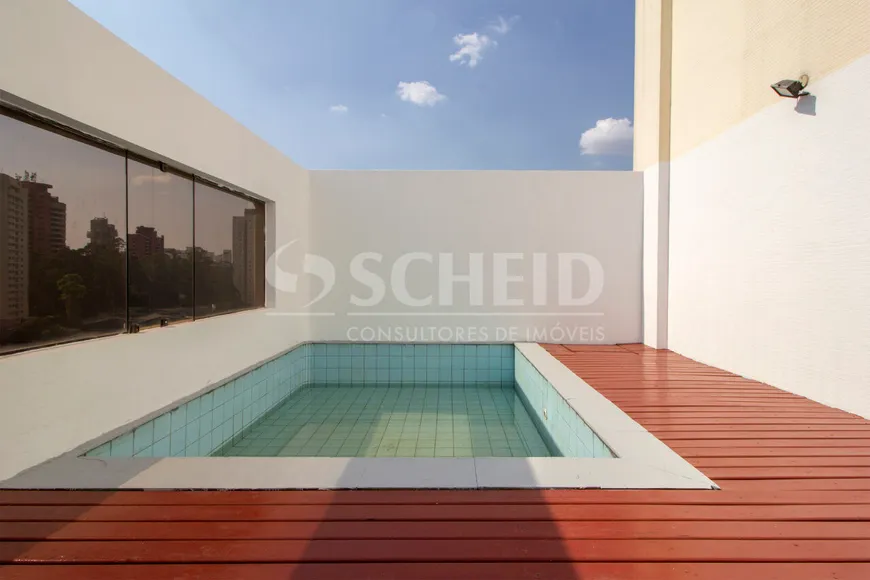 Foto 1 de Cobertura com 3 Quartos para alugar, 230m² em Morumbi, São Paulo
