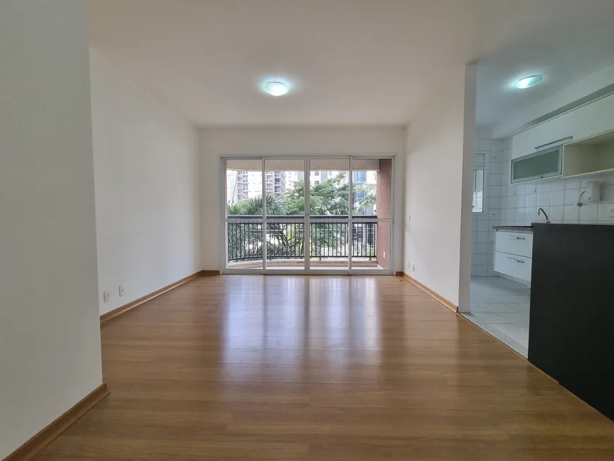 Foto 1 de Apartamento com 2 Quartos à venda, 64m² em Vila Olímpia, São Paulo