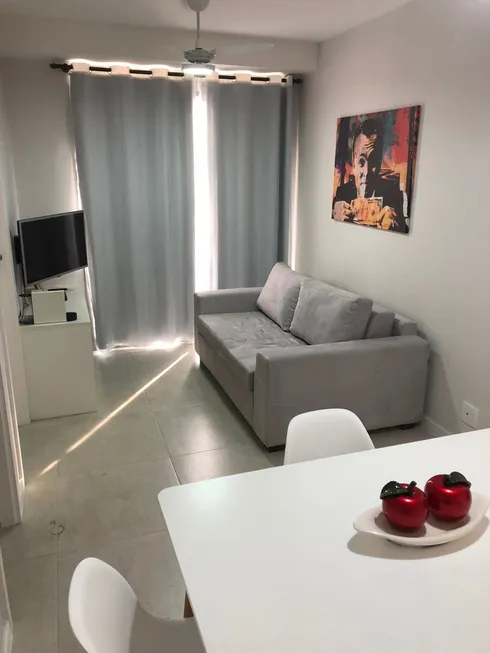 Foto 1 de Apartamento com 1 Quarto à venda, 44m² em Lapa, Rio de Janeiro
